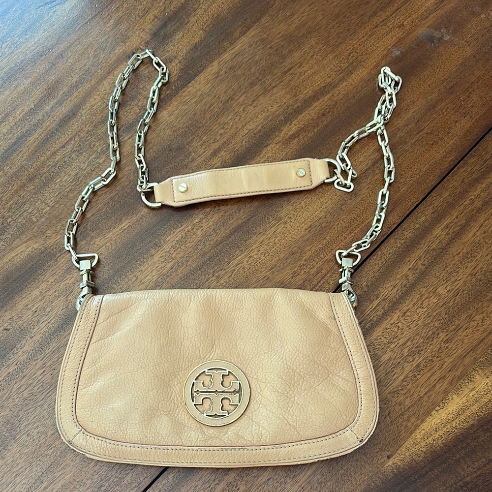 Tory Burch Amanda Tan Cross Body bag With Gold Hardware
